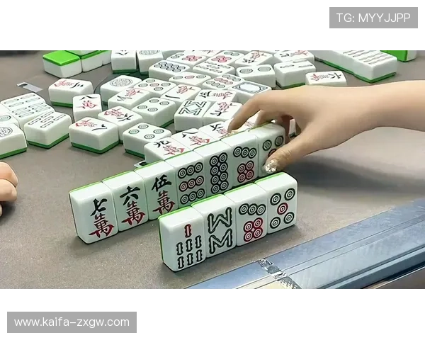 梭哈牌型大小的实战技巧:如何根据牌型判断赢面与避免常见误区 梭哈牌型大小的实战技巧:如何根据牌型判断赢面与避免常见误区